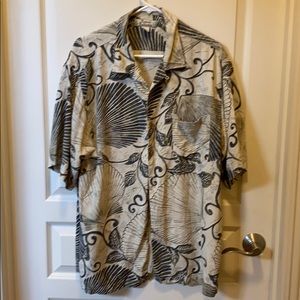 Tommy Bahama Men’s Button Down Shirt